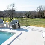 Calendula Villa Bale